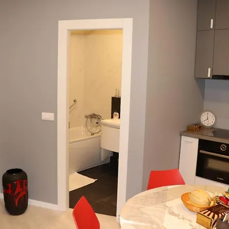 Gusar -top Position, Close To The Center And The Beach, Fully Equipped * Omis
