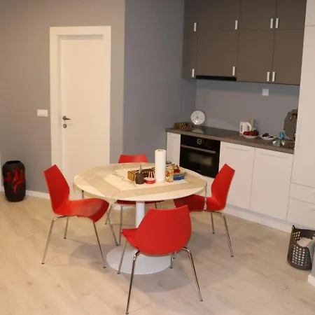 Gusar -top Position, Close To The Center And The Beach, Fully Equipped Apartment