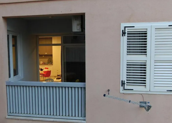 Gusar -top Position, Close To The Center And The Beach, Fully Equipped